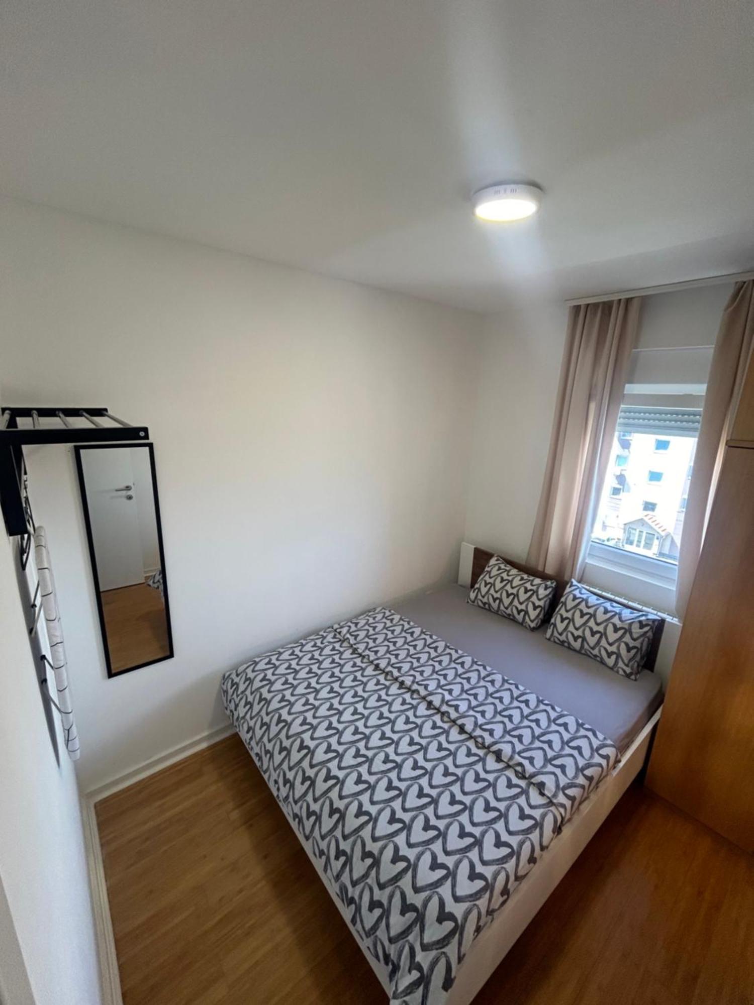Apartamento Delete 4 Belgrado Exterior foto